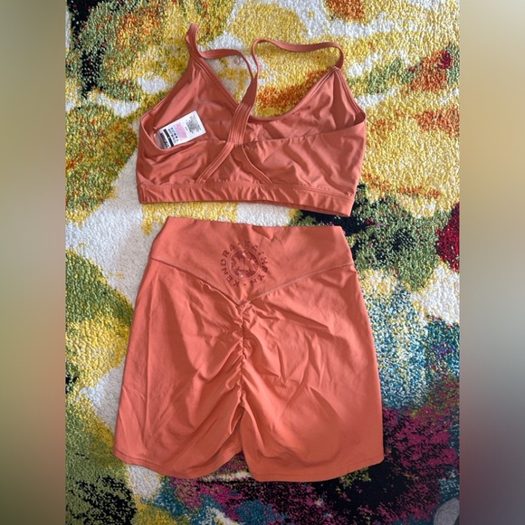 KK Fit GymShark Set - Picture 2 of 3